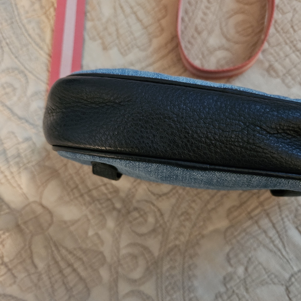 Rare EUC Coach Denim Crossbody Bag with Pink Strap 2 Way Mini Bag No Call Outs! - Picture 3 of 16